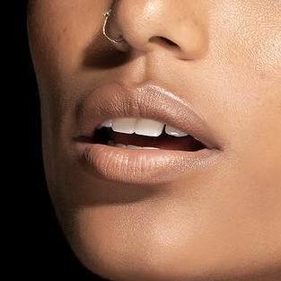 Luxury Moisturizing Lipstick-lips-IMAN Cosmetics 